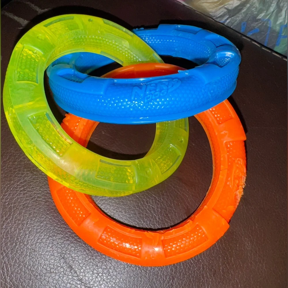 Nerf Dog pull rings toy